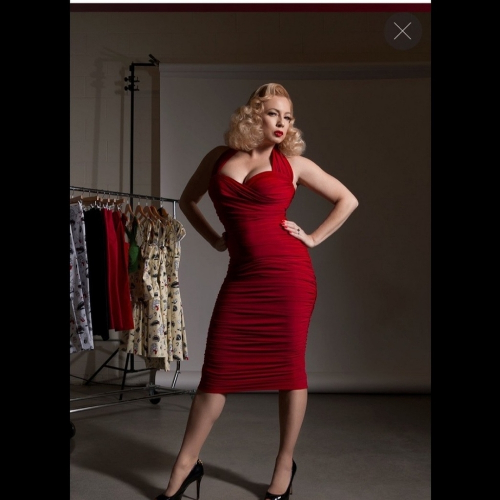 NWT Traci Lords Gathered Hourglass Halter Dress Pinup Girl Clothing